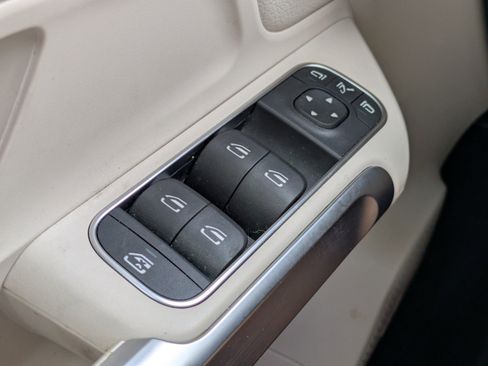 Certified 2023 Mercedes-Benz EQB 350 4MATIC SUV image 29