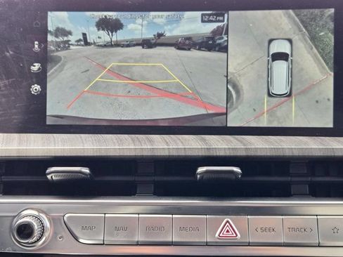 Certified 2023 Kia Telluride SX FWD image 17