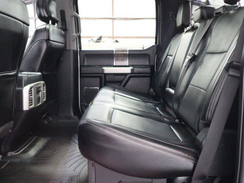 Used 2017 Ford F350 4x4 Crew Cab Super Duty image 9