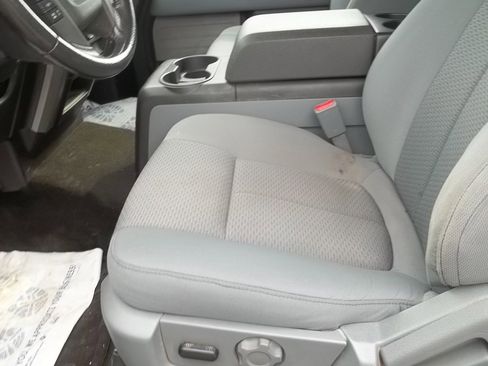 Used 2012 Ford F150 XLT w/ XLT Chrome Pkg image 12