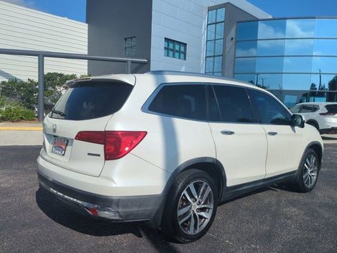 Used 2016 Honda Pilot Touring image 5