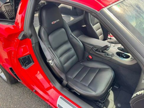 Used 2007 Chevrolet Corvette Z06 w/ Preferred Equipment Group RWD image 20