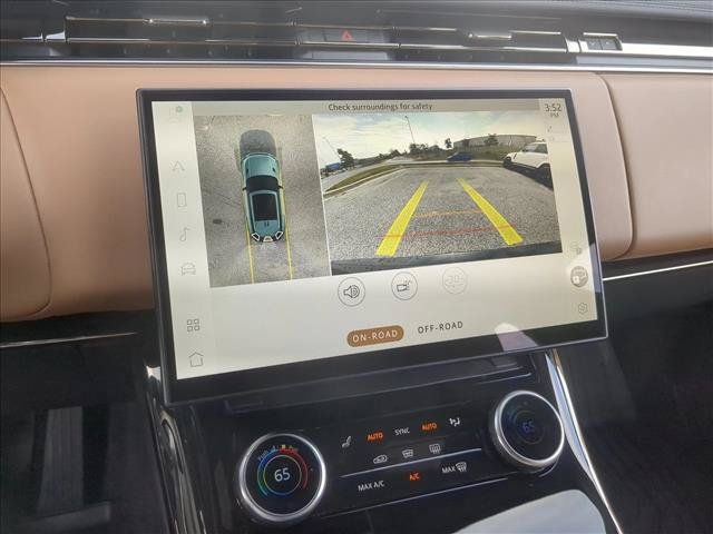 Used 2023 Land Rover Range Rover Sport SE AWD/4WD image 18
