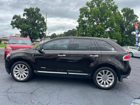 Used 2013 Lincoln MKX FWD image 8
