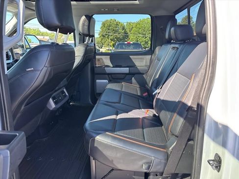 Used 2025 Ford F250 Lariat w/ Lariat Ultimate Package AWD/4WD image 17