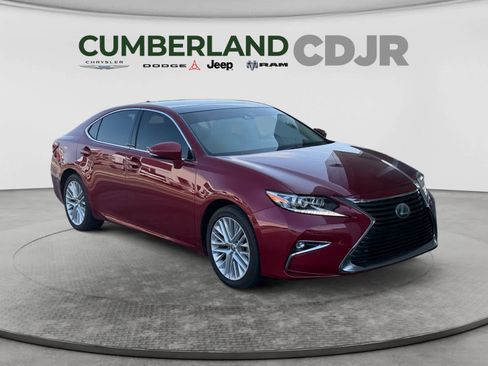 Used 2016 Lexus ES 350 w/ Ultra Luxury Package FWD image 16