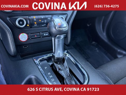 Used 2017 Ford Mustang Convertible image 23