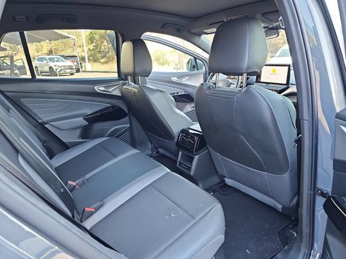 Used 2023 Volkswagen ID.4 S RWD image 14