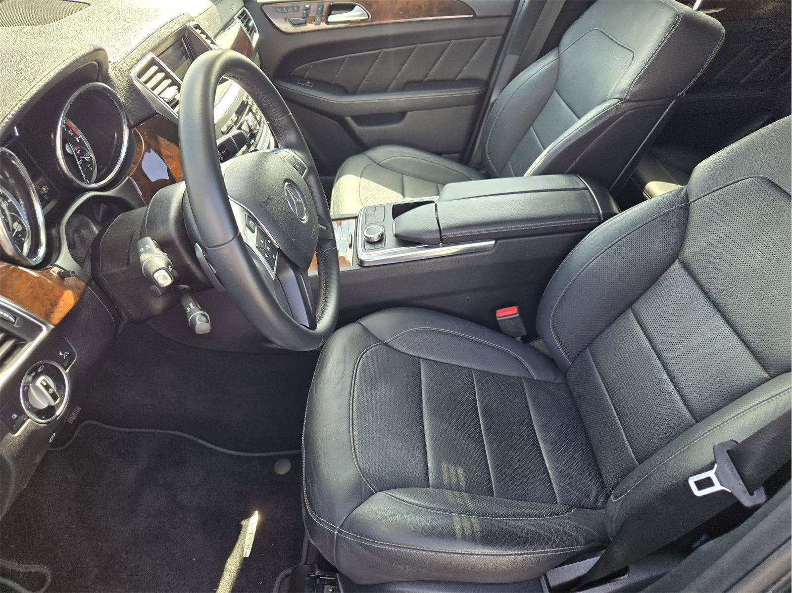 Used 2015 Mercedes-Benz GL 450 4MATIC image 20