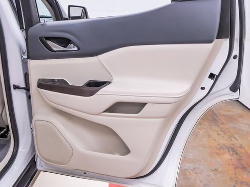 Used 2020 GMC Acadia Denali w/ Technology Package image 36