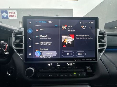 Used 2023 Toyota Tundra Platinum image 18