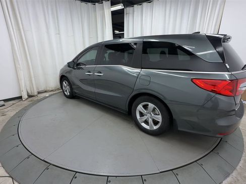 Used 2018 Honda Odyssey EX-L image 8
