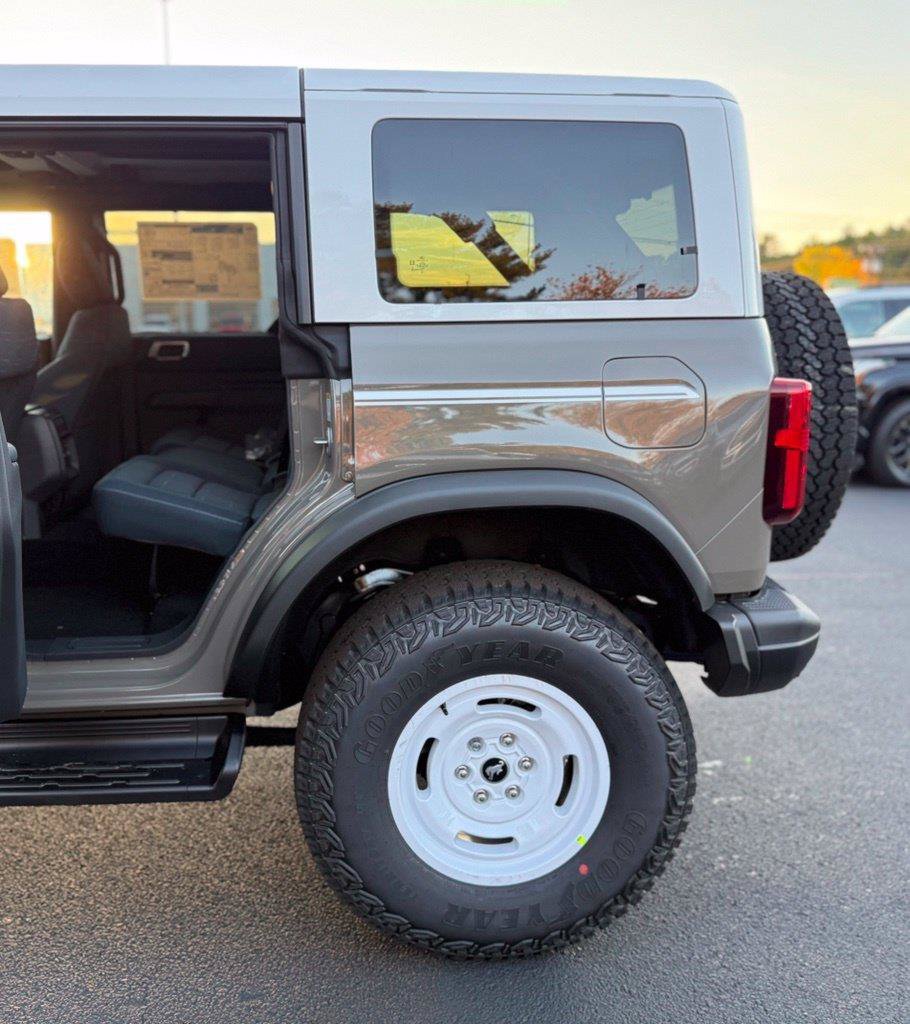 New 2026 Ford Bronco Heritage Edition AWD/4WD image 28