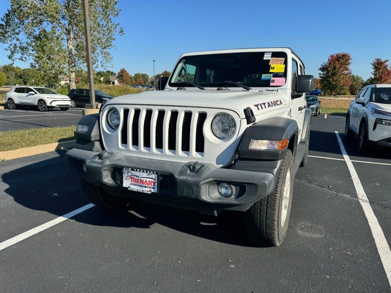Used 2021 Jeep Wrangler Unlimited Sport AWD/4WD image 2