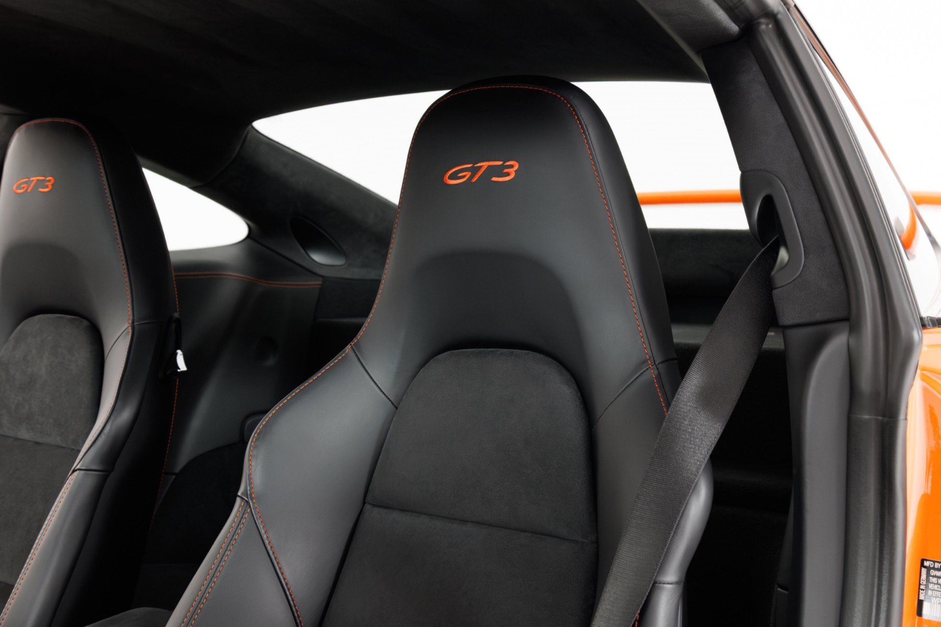 Used 2018 Porsche 911 GT3 RWD image 17