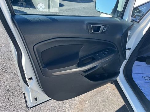 Used 2021 Ford EcoSport SE w/ SE Convenience Package image 19