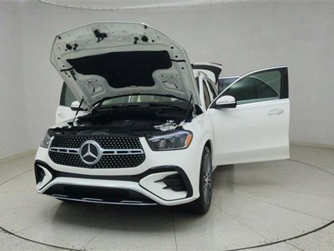 Used 2025 Mercedes-Benz GLE 350 4MATIC w/ AMG Line Exterior image 74