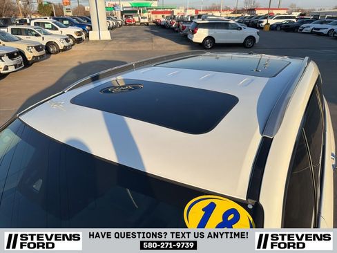 Used 2018 Honda Pilot Elite image 11