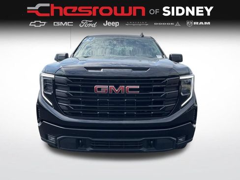 Used 2024 GMC Sierra 1500 Elevation AWD/4WD image 2