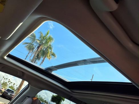 Certified 2024 Subaru Forester Touring w/ Pop Package 2 image 3