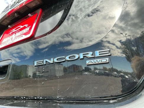 Used 2019 Buick Encore Essence image 18