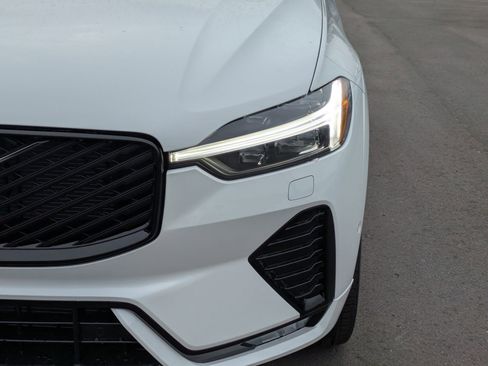 New 2026 Volvo XC60 B5 Plus w/ Protection Package Premier image 10