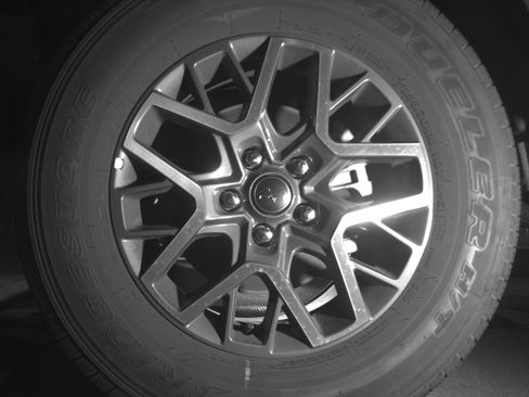 Used 2025 Jeep Wrangler Sahara image 12