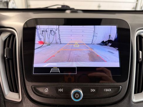 Used 2024 Chevrolet Malibu LT image 21