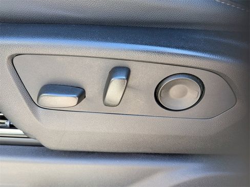 Used 2025 Chevrolet Silverado 2500 LT w/ Trail Boss Package image 19