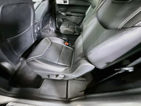 Used 2020 Ford Explorer ST w/ Premium Technology Package AWD/4WD image 29
