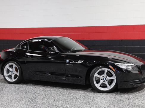 Used 2016 BMW Z4 sDrive28i image 3