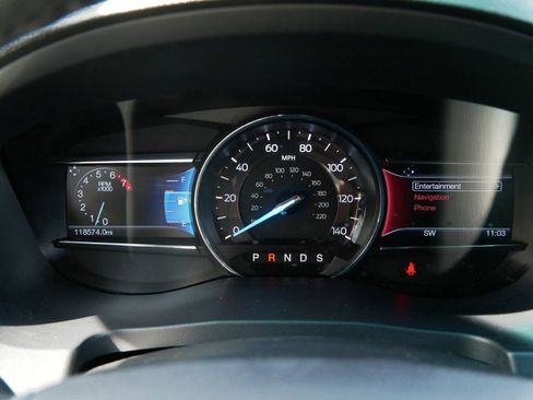 Used 2016 Ford Explorer Limited image 24