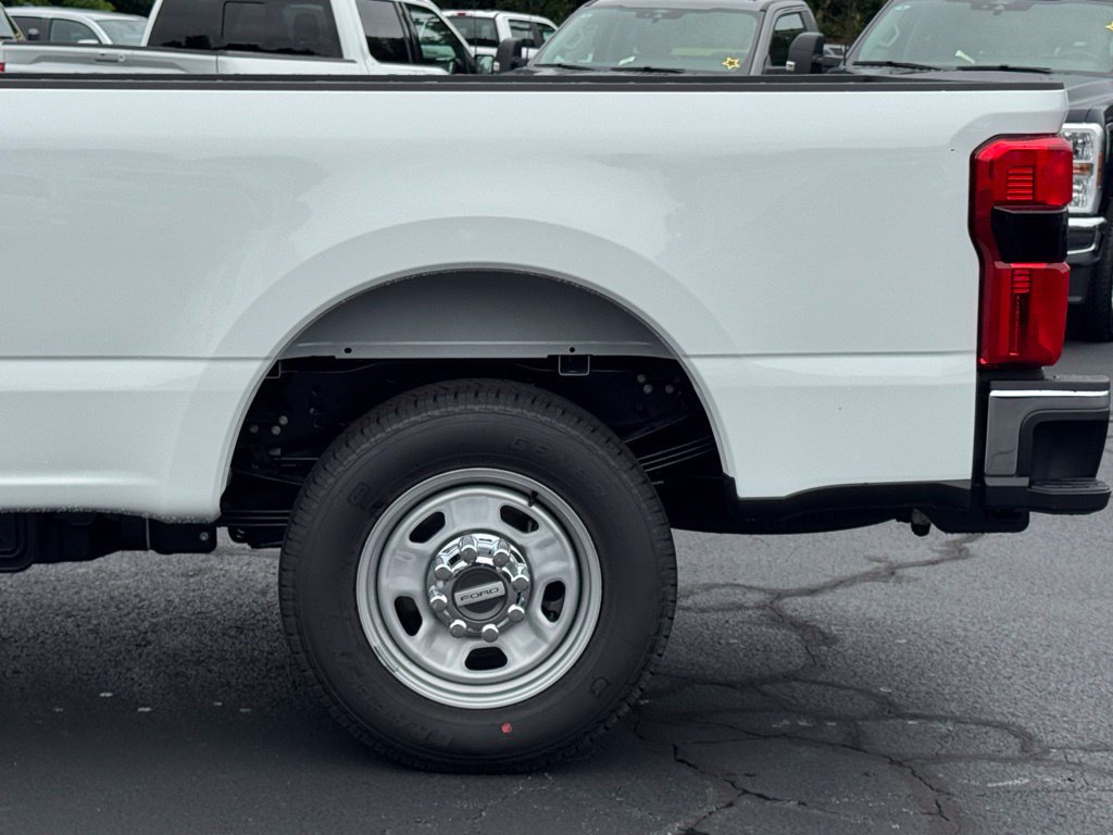 Used 2025 Ford F350 XL w/ 360-Degree Camera Package RWD image 35