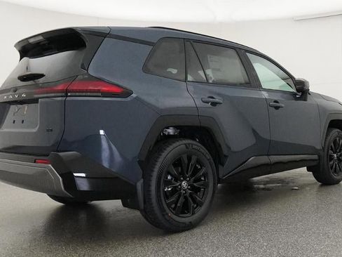 Used 2026 Toyota RAV4 SE image 25