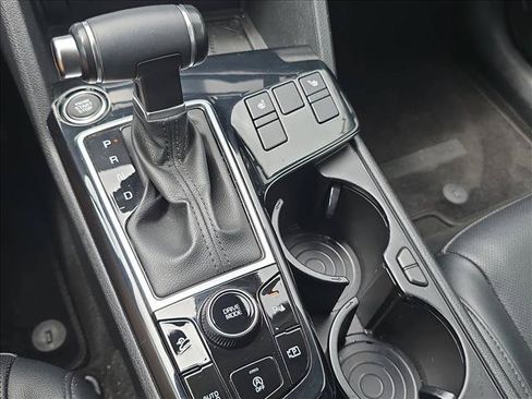 Used 2024 Kia Sportage SX FWD image 16