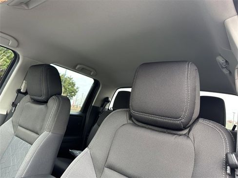 New 2026 Nissan Frontier SV image 25