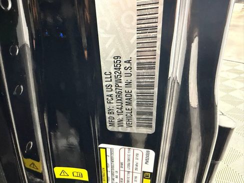 Used 2023 Jeep Wrangler Unlimited Rubicon 4xe w/ Steel Bumper Group image 35