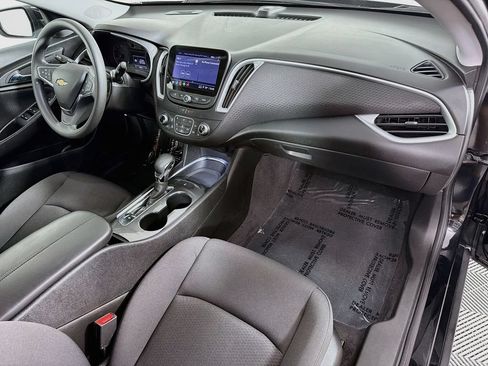 Used 2023 Chevrolet Malibu LT FWD image 27