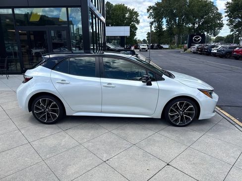 Used 2022 Toyota Corolla XSE FWD image 5