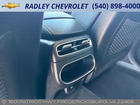 Used 2025 Genesis GV70 2.5T AWD/4WD image 14