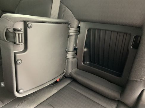 Used 2025 GMC Sierra 1500 Elevation image 22