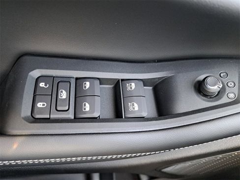 New 2025 Jeep Grand Cherokee Altitude w/ Trailer Tow Package image 27