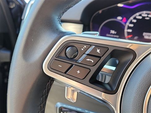 Certified 2023 Porsche Cayenne S Platinum image 37