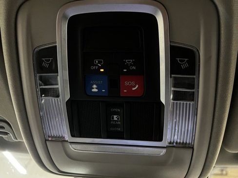 Used 2022 RAM 1500 Laramie image 18