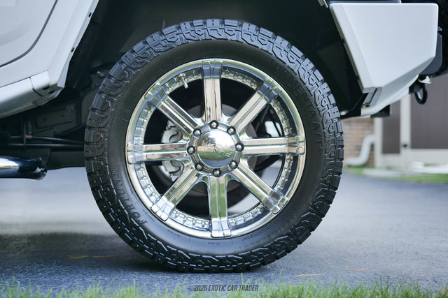 Used 2005 HUMMER H2 w/ Preferred Equipment Group AWD/4WD image 4