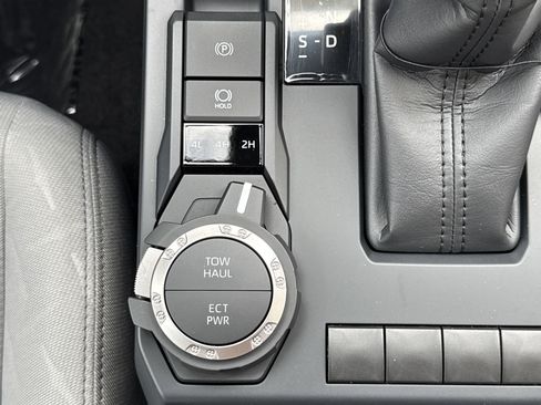 New 2025 Toyota Tacoma SR5 AWD/4WD image 19