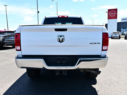 Used 2018 RAM 3500 Tradesman w/ Chrome Appearance Group AWD/4WD image 7