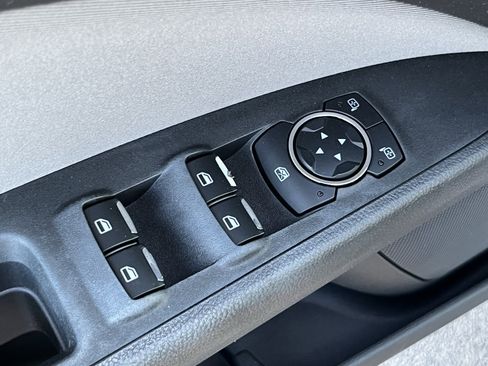 Used 2014 Ford Fusion S image 19