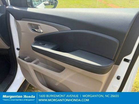 Used 2023 Honda Ridgeline RTL-E image 39