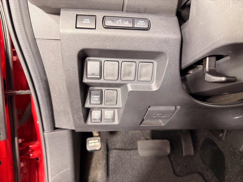 Used 2026 Nissan Frontier PRO-4X AWD/4WD image 23